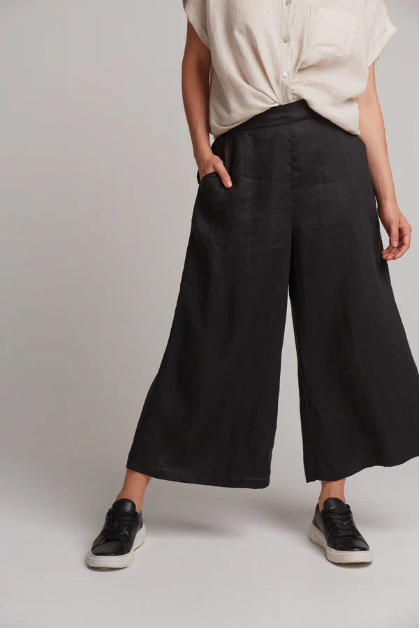 Studio Linen Crop Pant - Black